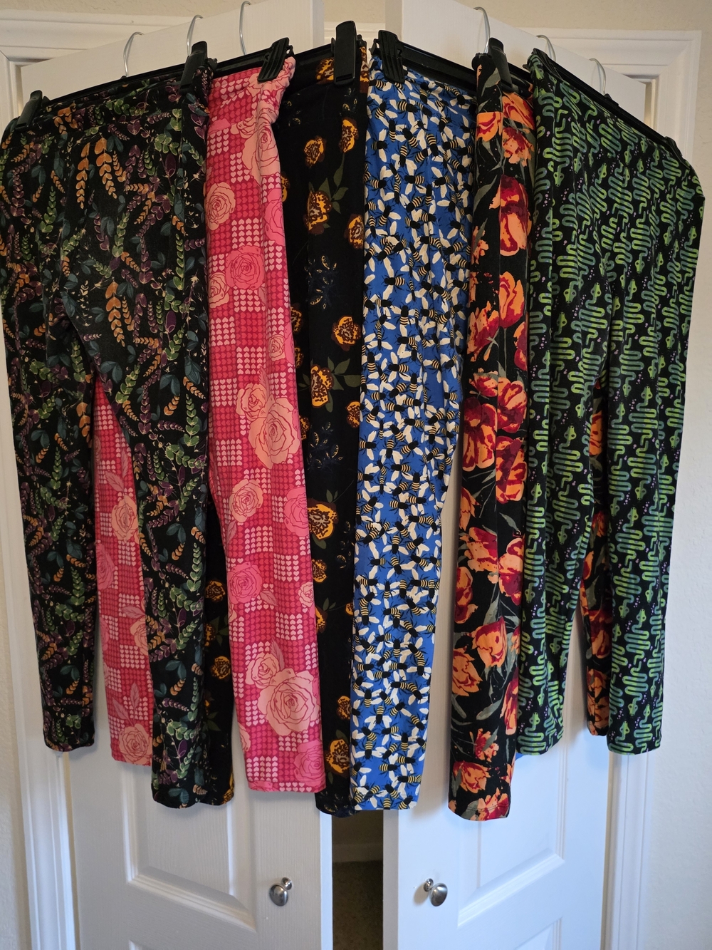 LuLaRoe Women's Patterned Leggings - Black, Pink, Blue, Green, Orange